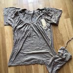 🌵DaNang vneck ruched neckline tee in taupe sz xs Tan Photo 0