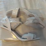 Katy Perry  white heels Photo 5