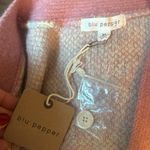 Blu Pepper NWT size M plaid crop sweater cardigan Photo 3