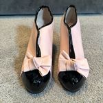 Women’s Pink & Black High Heels Pumps Bow Design Slip On Size 7.5 (39CN) NEW Photo 1