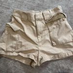 Aritzia aritizia tna cargo shorts size small Photo 1