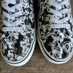 Disney Unisex Mickey Mouse Lace Up Low Sneakers Size 10 or 8.5 #028 Photo 2