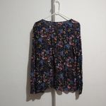 Caslon  floral with insert metalic lines tops :Box I: Photo 2