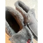ocean coast SHERPA lined booties dark gray womens size 9.5 Photo 2