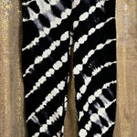 PINK - Victoria's Secret  Black White Tie Dye Seamless Leggings Med NWOT Photo 0
