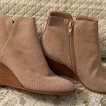 Susina Sz7 blush‎ suede side zip wedge booties Pink Size 7 Photo 0