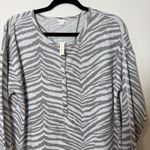 Aerie  Zebra Print Henley Long Sleeve Top Womens M Gray White Waffle Knit Photo 5