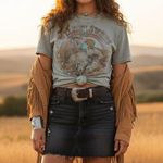 Lainey Wilson wildflowers horses Graphic T Photo 0