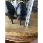 Ann Taylor LOFT Black Beige Leather Heels T-Strap Pumps 7.5M Made in Brazil Photo 4