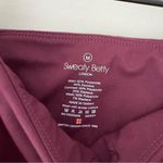 Sweaty Betty  Cropped Athletic Leggings Back Zipper Pocket Mesh Logo Stretch EUC Photo 7