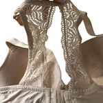 Paramour Carolina Seamless Contour Plunge T Photo 6