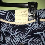 Sonoma Mid Rise Stretch Shorts Photo 1