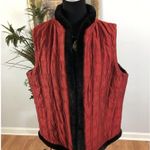 Chico's Chico’s Travelers Women’s Vest/Quilted 3 Strong Full Zipper Contrasting Trim Red Photo 1