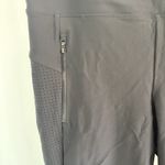 Athleta  Stellar Crop Pant L Black Stretch Knit Zip Pockets Mid Rise Athleisure Photo 1