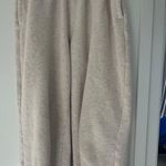 Hollister Highwasted cuffed  sweat pants Photo 0