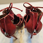 Boutique 9 Red Textured Heels 👠 Size 6 Photo 0