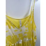 Alo Yoga ALO Yellow & White Tie Dye Swing Tank Top Size Large Photo 1