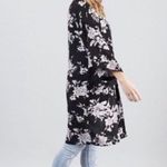 Spiritual Gangster Spiritual Ganster black and white floral lightweight kimono Photo 5