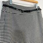 White House | Black Market Houndstooth Pencil Skirt Knee-Length Size 6 Patent Belt Photo 4