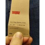 Levi's  NWT Women's Size 14 (32 Waist) Mid Rise Skinny Leg Slim Fit Crop Jeans Photo 7