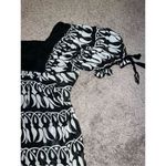 Y2K babydoll black & white abstract shirt.Sz 10 Photo 2