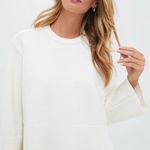 Tuckernuck Pomander Place‎ Winter White Carington Sweater Photo 0