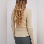 NA-KD tan V-detail Light Rib Knitted Sweater size medium basic casual Photo 1