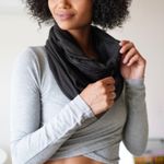 Beyond Yoga Beyond‎ Yoga Black Pocket Infinity Scarf Travel Zip Storage Soft Stretch NWT Photo 0