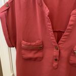 Lily White FINAL MARKDOWN Sporty  top medium Photo 1