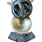 Birdie Club Golf Golfing Gold Tone Lapel Pin Tie Tac Pinback Brooch Sports EUC Photo 1