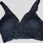 SO  intimates black lace bralette. Photo 0