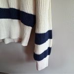 st. john's bay St. John’s Bay Sweater Size Large Photo 2