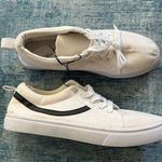 Rue 21 NWT! Khalie White Canvas Shoes Size 10 Photo 0