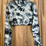 PINK - Victoria's Secret  Chloe x Halle tie dye long sleeve crop top, size XL NWOT Photo 0