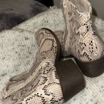 Snakeskin Fashion Cowboy Boots Ankle Booties Size 8.5 Photo 3