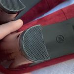 Karen Scott  NWOT maroon pumps. Photo 5