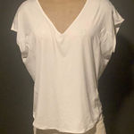 Under Armour Loose/Coupe White V-Neck Short Sleeve Top Photo 0