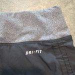Nike Dri Fit Women’s Black and Gray Athletic Skort M Photo 5