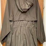 Athleta Women Olive Green Athletic Rain/Windbreaker Jacket Photo 8