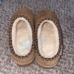 BEARPAW Suede Slippers Photo 2
