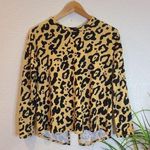 Brit & Bri Tiger Design Long Sleeve Blouse Size Small Photo 0