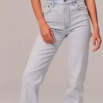 Abercrombie & Fitch ultra high rise 90s straight jean Photo 0