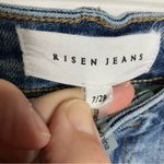 Risen jeans distressed skinny jeans raw hem women’s size 7/28 casual trendy Blue Photo 3
