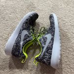 Nike  Roshe Run Gray Camo w/ Neon Green Sneakers Women's Size 7.5 Running Shoes Photo 6