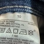 Old Navy  Women's Boyfriend Blue Denim Shorts Size 10 with 3” inseam Photo 3