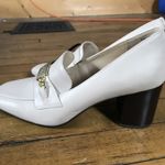 Liz Claiborne  Memory Foam Heels Cream Size 8.5 MELBA Photo 2