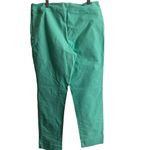 Ellen Tracy Muted Mint Green Pull on Style Capri Pants - Size 8 Photo 1