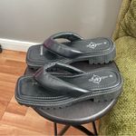 Sole Mates Women’s 90’s Style Retro Y2K Thong Sandals Photo 2