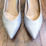 Vionic  • Josie Kitten Heel pump grey pointed toe leather cushioned orthotic Photo 4