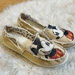 Crocs Mickey Mouse Disney Tan Canvas Slip On Loafer Flats Women’s 9 W Photo 7